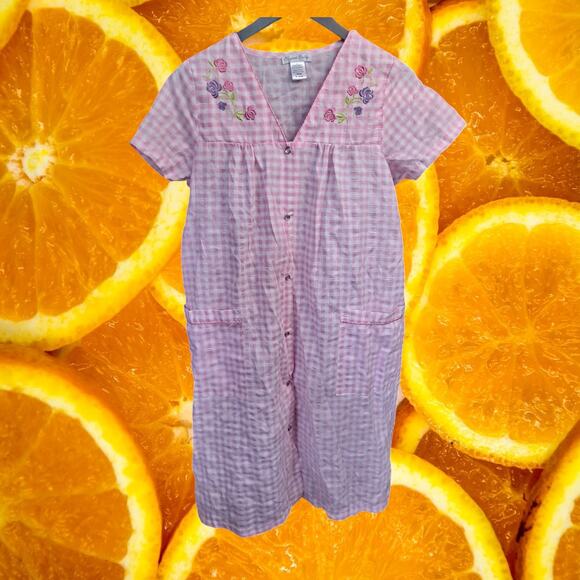 Elegant Emily Women's Button-Down Embroidered Cotton-Poly‎ Robe Size Large - Picture 2 of 6